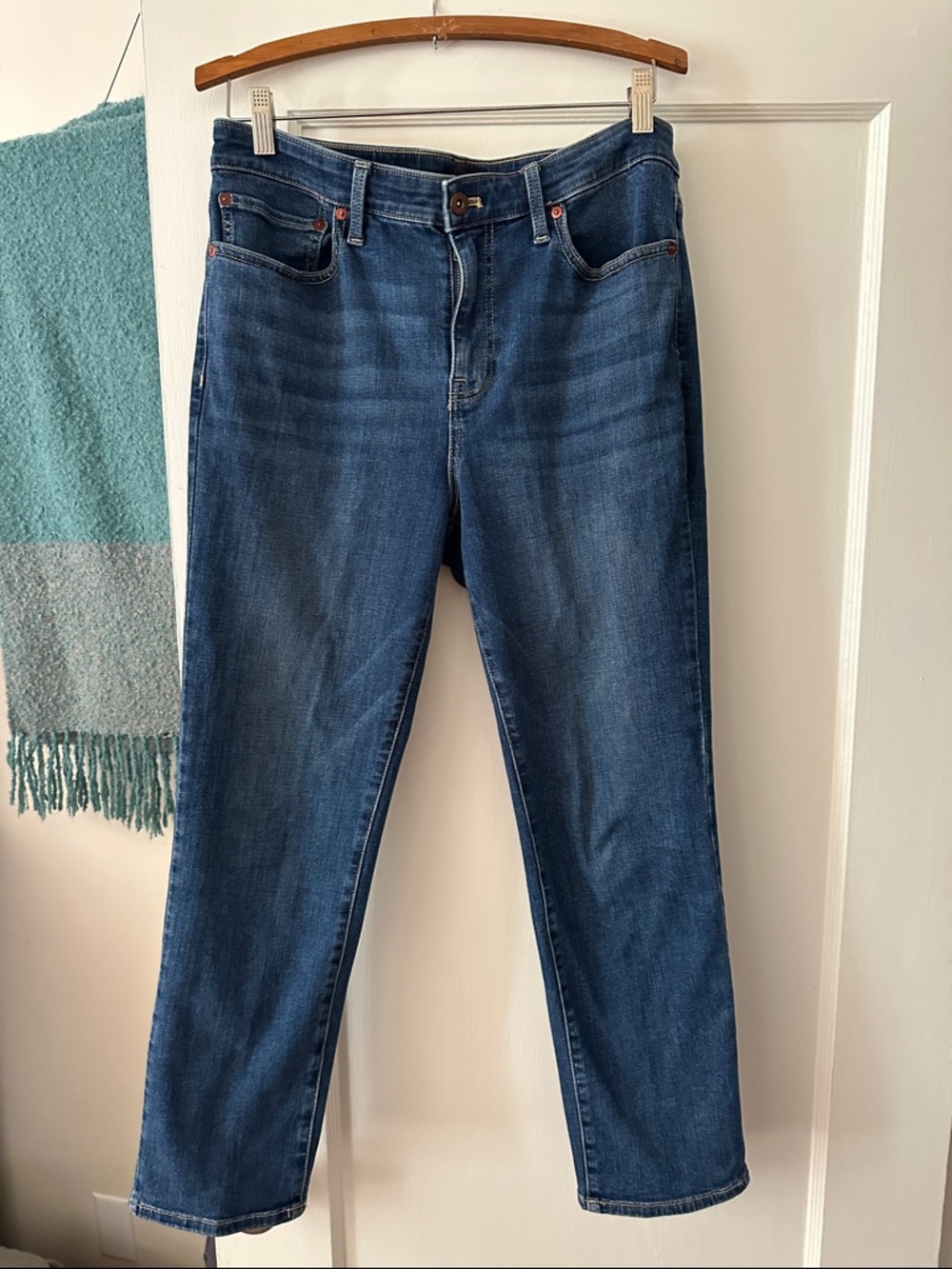 Talbots Classic Women's Blue Mid-Rise Modern Ankle Jeans 8